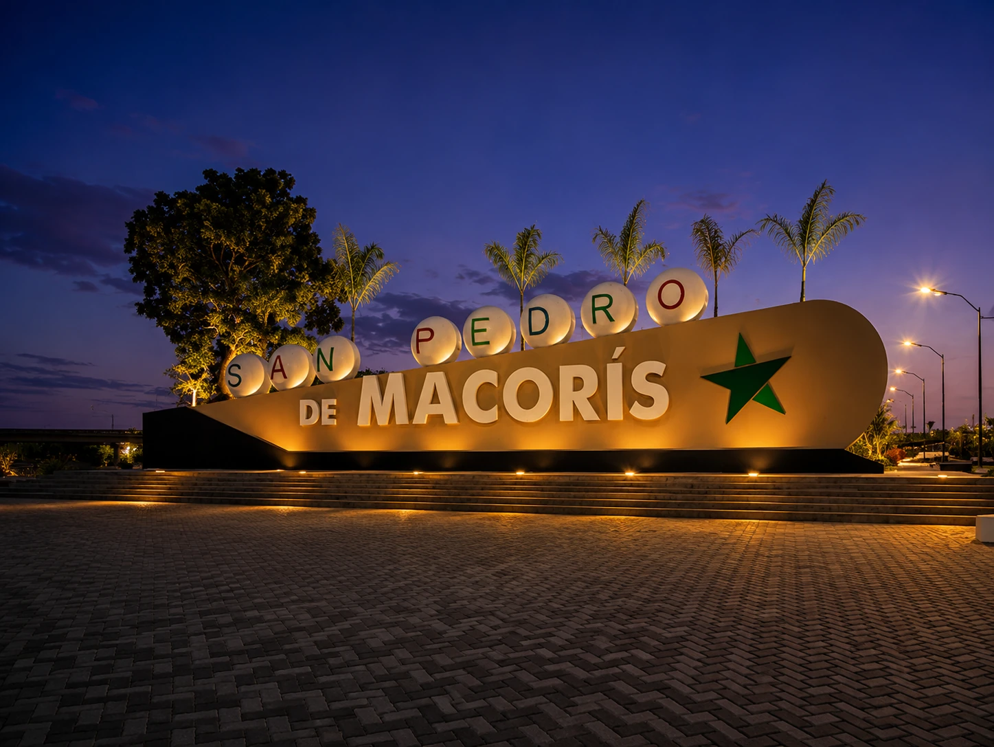 Parador fotográfico San Pedro de Macorís iluminado de noche